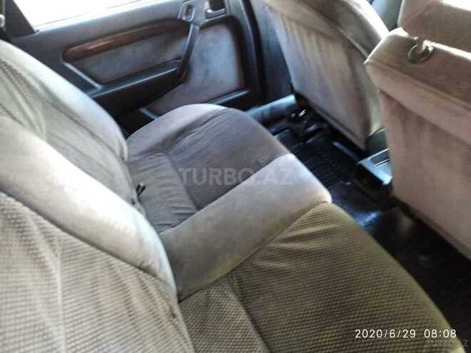 Opel Vectra 1994, 200,000 km - 2.0 l - Bakı