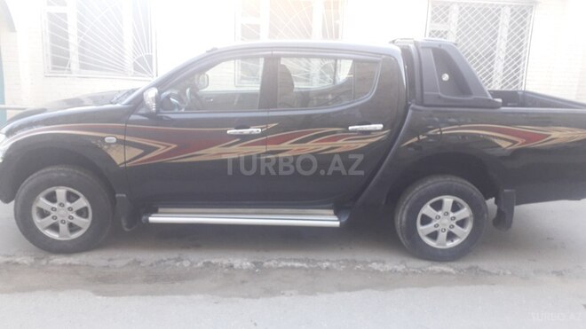Mitsubishi L200 2013, 142,000 km - 2.5 л - Sumqayıt