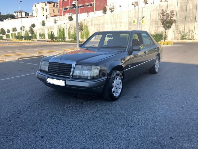 Mercedes E 200 1991, 318,000 km - 2.0 л - Bakı