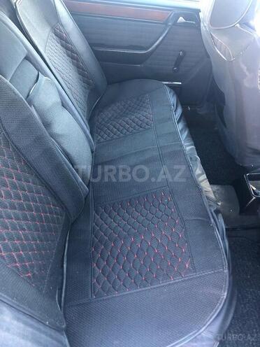 Mercedes E 200 1991, 318,000 km - 2.0 л - Bakı