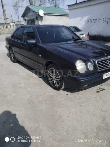 Mercedes E 230 1996, 420,000 km - 2.3 l - Göyçay