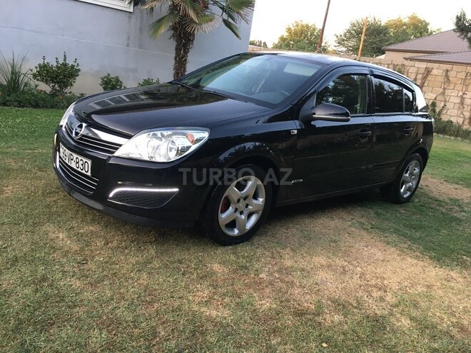 Opel Astra 2008, 168,000 km - 1.3 l - Zaqatala