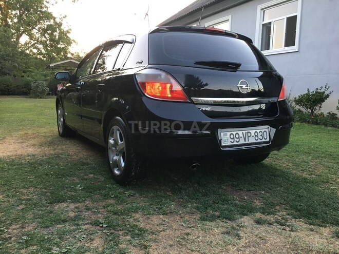 Opel Astra 2008, 168,000 km - 1.3 l - Zaqatala