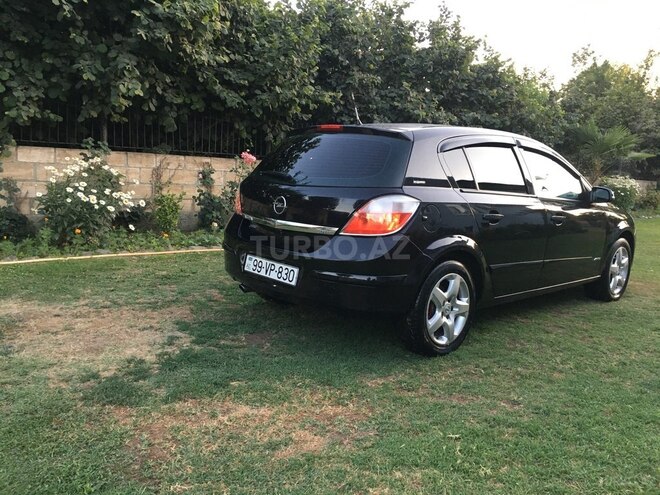 Opel Astra 2008, 168,000 km - 1.3 l - Zaqatala
