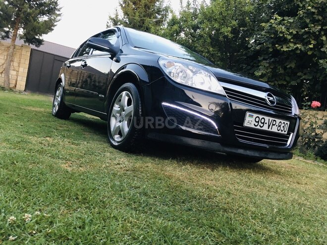 Opel Astra 2008, 168,000 km - 1.3 l - Zaqatala