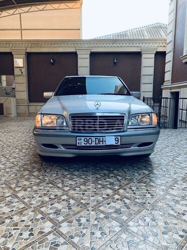 Mercedes C 180 1998, 203,000 km - 1.8 л - Bakı