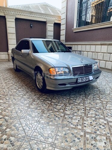 Mercedes C 180 1998, 203,000 km - 1.8 л - Bakı