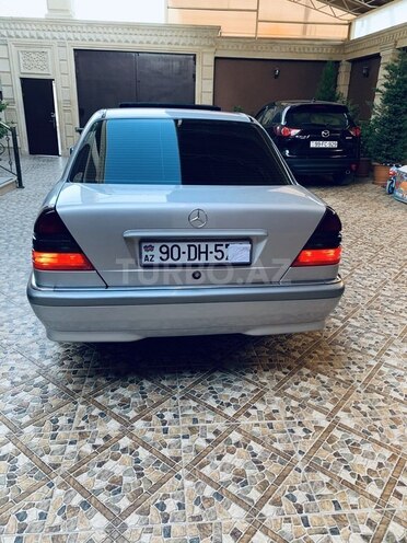 Mercedes C 180 1998, 203,000 km - 1.8 л - Bakı