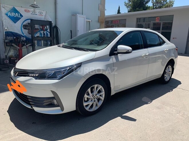 Toyota Corolla 2017, 63,000 km - 1.6 l - Gəncə