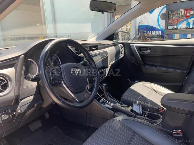 Toyota Corolla 2017, 63,000 km - 1.6 l - Gəncə