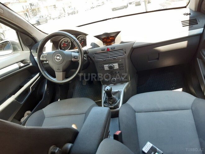 Opel Astra 2006, 238,000 km - 1.3 l - Bakı