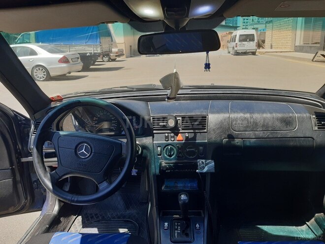 Mercedes C 240 1999, 321,560 km - 2.4 l - Sumqayıt