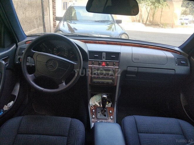 Mercedes C 180 1998, 284,000 km - 1.8 l - Bakı
