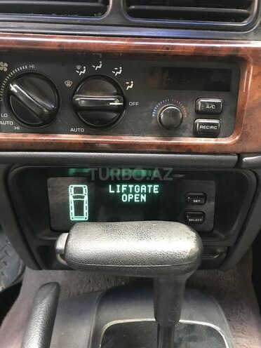 Jeep Grand Cherokee 1996, 270,000 km - 5.2 l - Bakı
