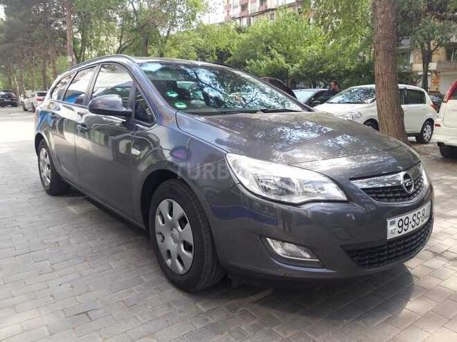 Opel Astra 2011, 117,000 km - 1.4 l - Bakı