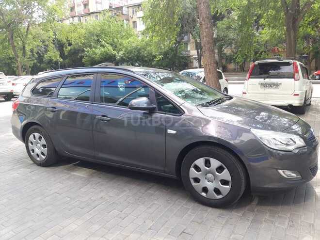 Opel Astra 2011, 117,000 km - 1.4 l - Bakı