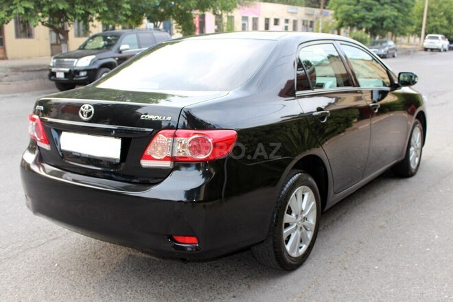 Toyota Corolla 2011, 114,000 km - 1.4 l - Bakı