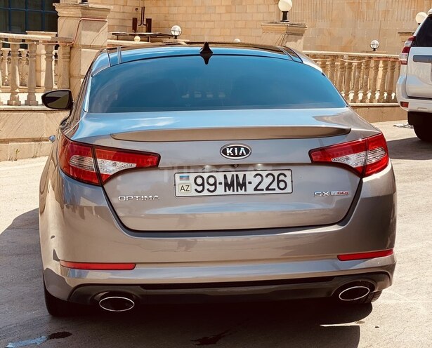 Kia Optima 2011, 109,000 km - 2.7 л - Bakı
