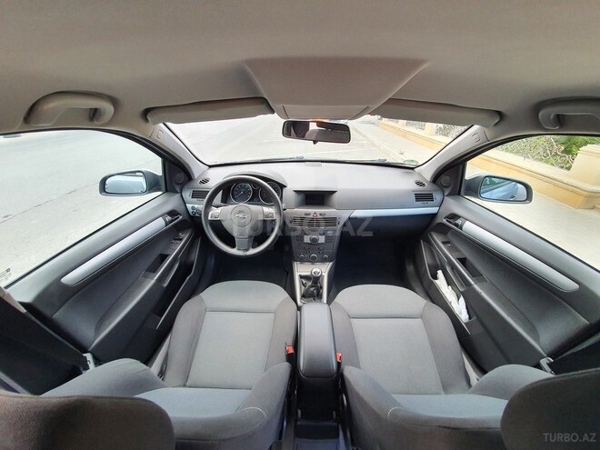Opel Astra 2006, 191,000 km - 1.4 л - Bakı