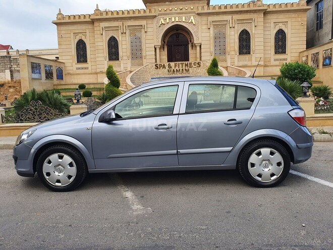 Opel Astra 2006, 191,000 km - 1.4 л - Bakı