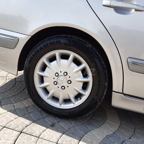 Mercedes E 220 2000, 305,000 km - 2.2 l - Gəncə
