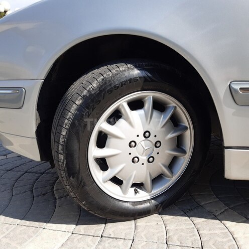 Mercedes E 220 2000, 305,000 km - 2.2 l - Gəncə