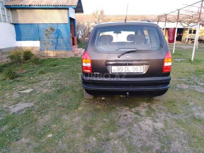 Opel Zafira 2000, 250,000 km - 2.2 l - Biləsuvar