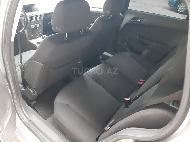 Opel Astra 2006, 252,000 km - 1.3 л - Bakı