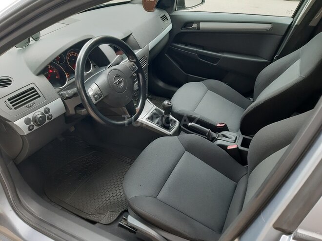 Opel Astra 2006, 252,000 km - 1.3 л - Bakı