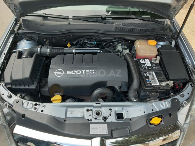 Opel Astra 2006, 252,000 km - 1.3 л - Bakı