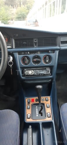 Mercedes 190 1990, 382,000 km - 2.0 l - Bakı