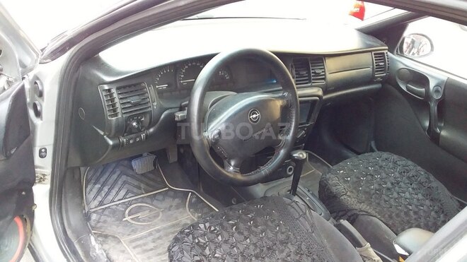 Opel Vectra 1996, 297,000 km - 1.8 l - Bakı