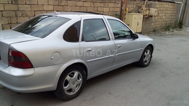 Opel Vectra 1996, 297,000 km - 1.8 l - Bakı