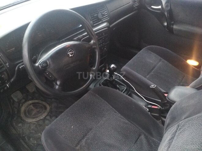Opel Vectra 1999, 250,000 km - 1.8 l - Bakı