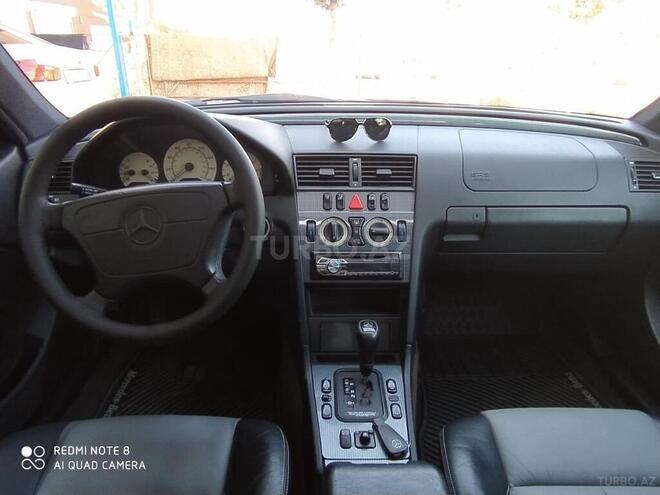 Mercedes C 230 1999, 318,000 km - 2.3 l - İmişli