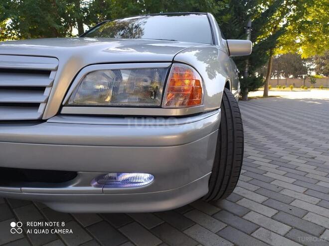 Mercedes C 230 1999, 318,000 km - 2.3 l - İmişli