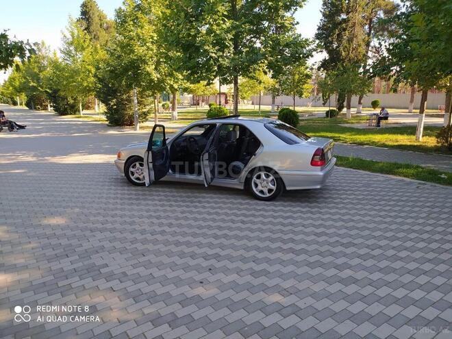 Mercedes C 230 1999, 318,000 km - 2.3 l - İmişli