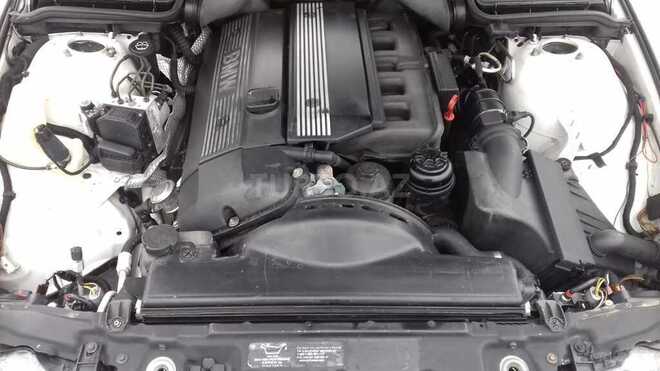 BMW 525 2002, 350,000 km - 2.5 l - Bakı