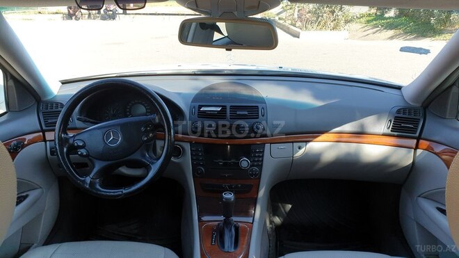 Mercedes E 200 2006, 208,000 km - 2.0 l - Gəncə