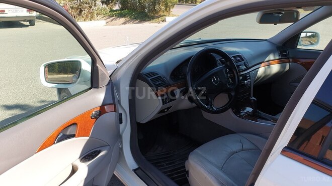 Mercedes E 200 2006, 208,000 km - 2.0 l - Gəncə