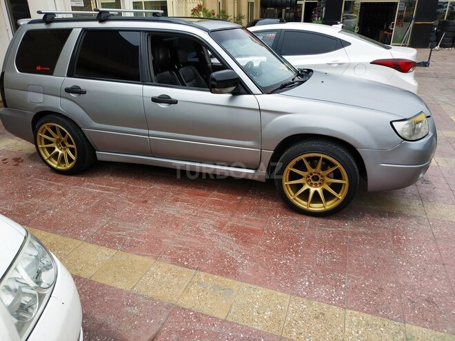 Subaru Forester 2006, 213,000 km - 2.0 l - Bakı