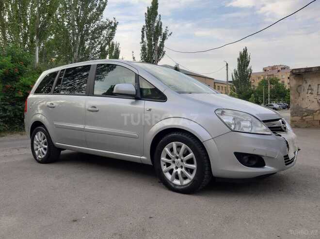 Opel Zafira 2009, 204,540 km - 1.9 l - Xırdalan
