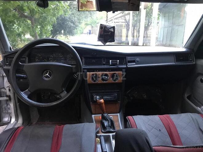 Mercedes 190 1991, 237,000 km - 2.0 л - Bakı