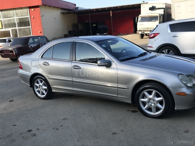 Mercedes C 180 2003, 280,822 km - 1.8 l - Masallı