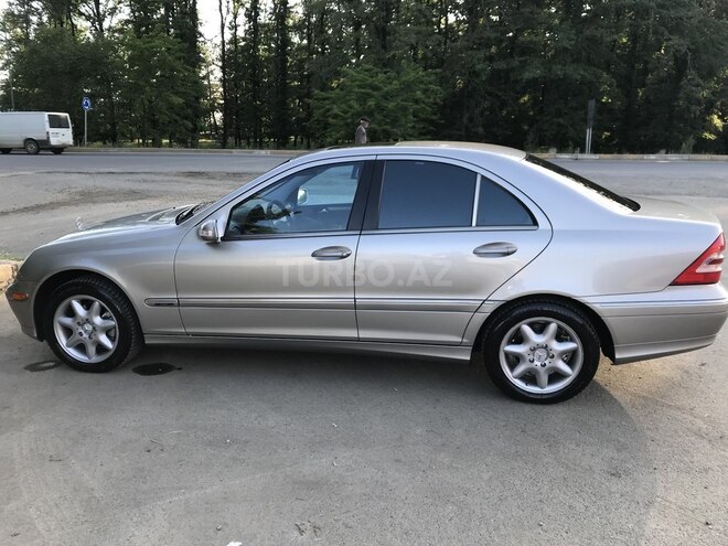 Mercedes C 180 2003, 280,822 km - 1.8 l - Masallı