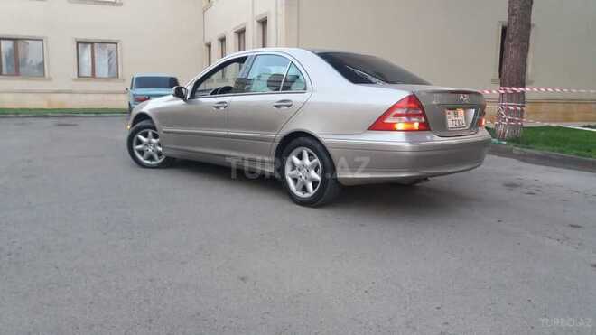 Mercedes C 180 2003, 280,822 km - 1.8 l - Masallı