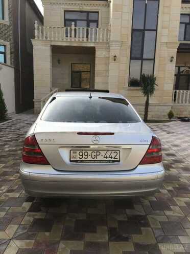 Mercedes E 220 2006, 295,000 km - 2.2 l - Bakı