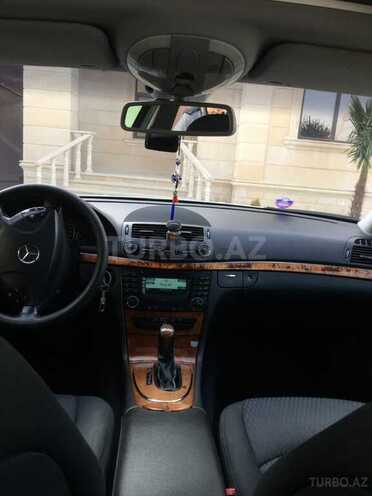 Mercedes E 220 2006, 295,000 km - 2.2 l - Bakı