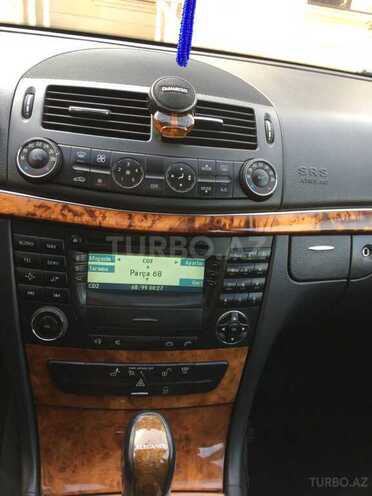Mercedes E 220 2006, 295,000 km - 2.2 l - Bakı