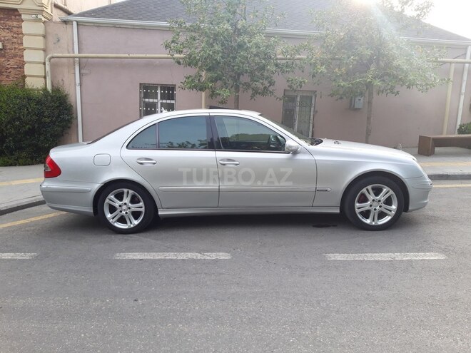 Mercedes E 220 2007, 410,000 km - 2.2 l - Bakı